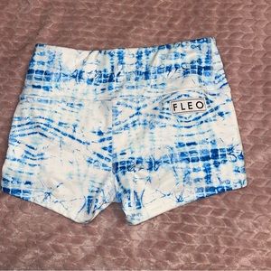 FLEO SHORTS